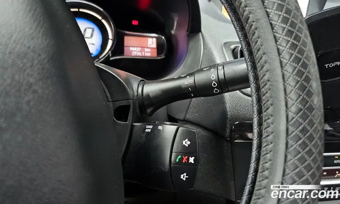 Renault SM3 2015 1.6 Автомат в Москве № 147629, фото 12