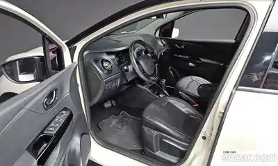 Renault QM3 2016 1.5 Автомат в Москве № 148617, миниатюра 12