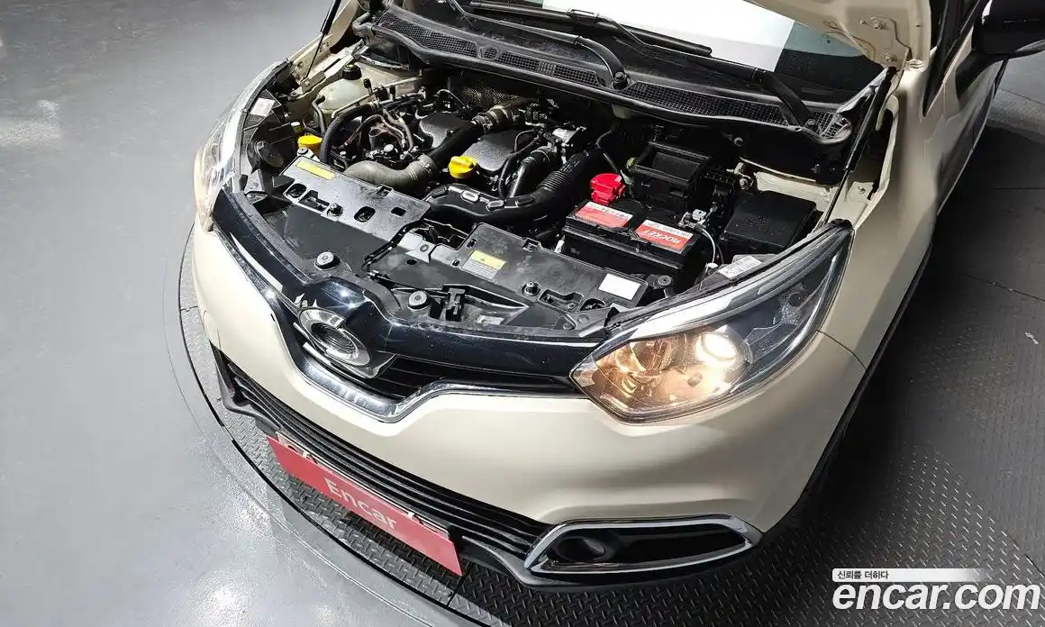 Renault QM3 2016 1.5 Автомат в Москве № 148617, фото 4