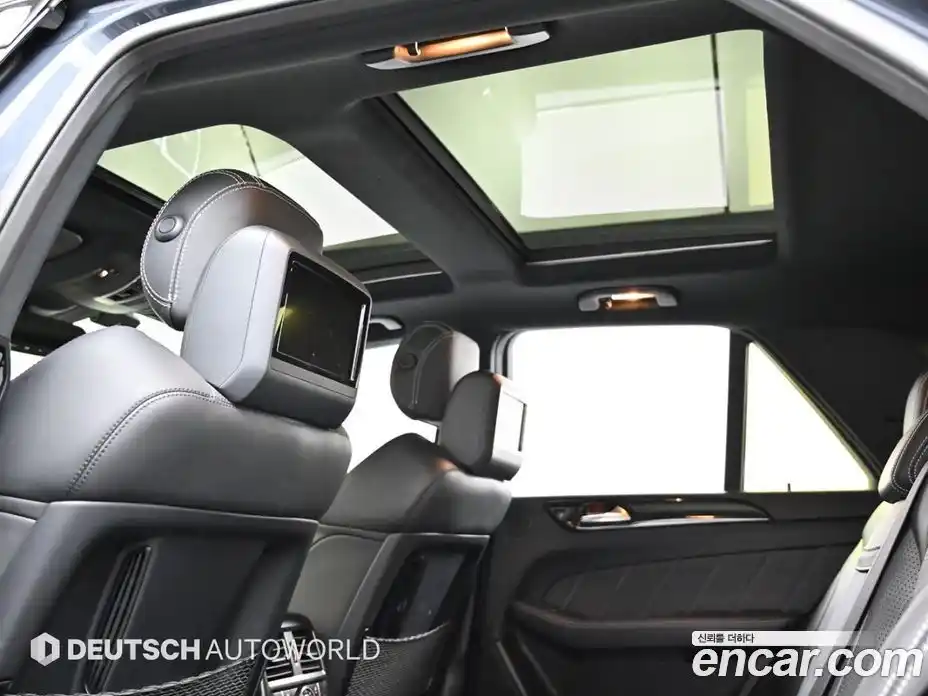 Mercedes-Benz GLE-Class 2016 5.5 Автомат в Москве № 149983, фото 19