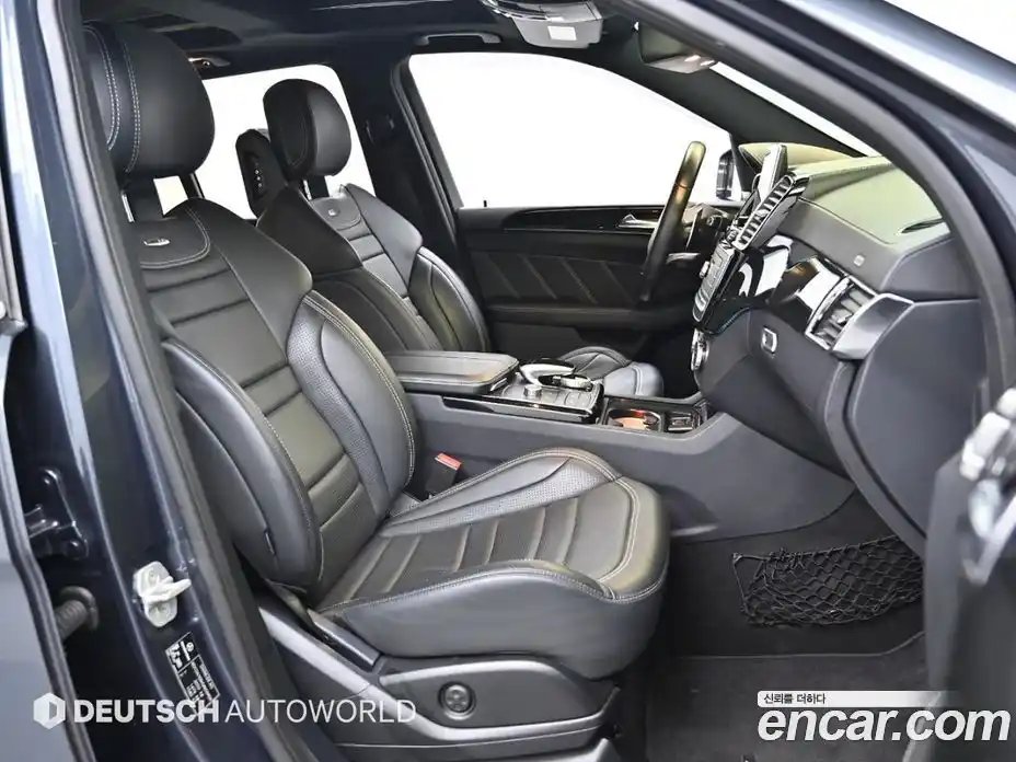 Mercedes-Benz GLE-Class 2016 5.5 Автомат в Москве № 149983, фото 10