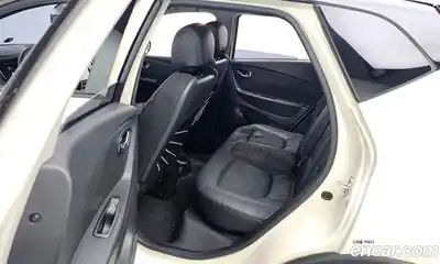 Renault QM3 2015 1.5 Автомат в Москве № 151473, миниатюра 4