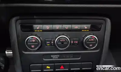 Volkswagen Beatle 2014 2.0 Автомат в Москве № 153821, миниатюра 11