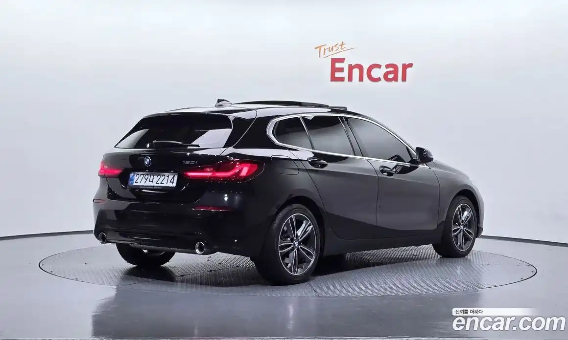 BMW 1-Series 2022 2.0 Автомат в Москве № 154522, фото 2