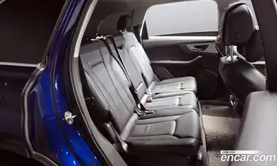 Audi Q7 2019 2.0 Автомат в Москве № 159303, миниатюра 12