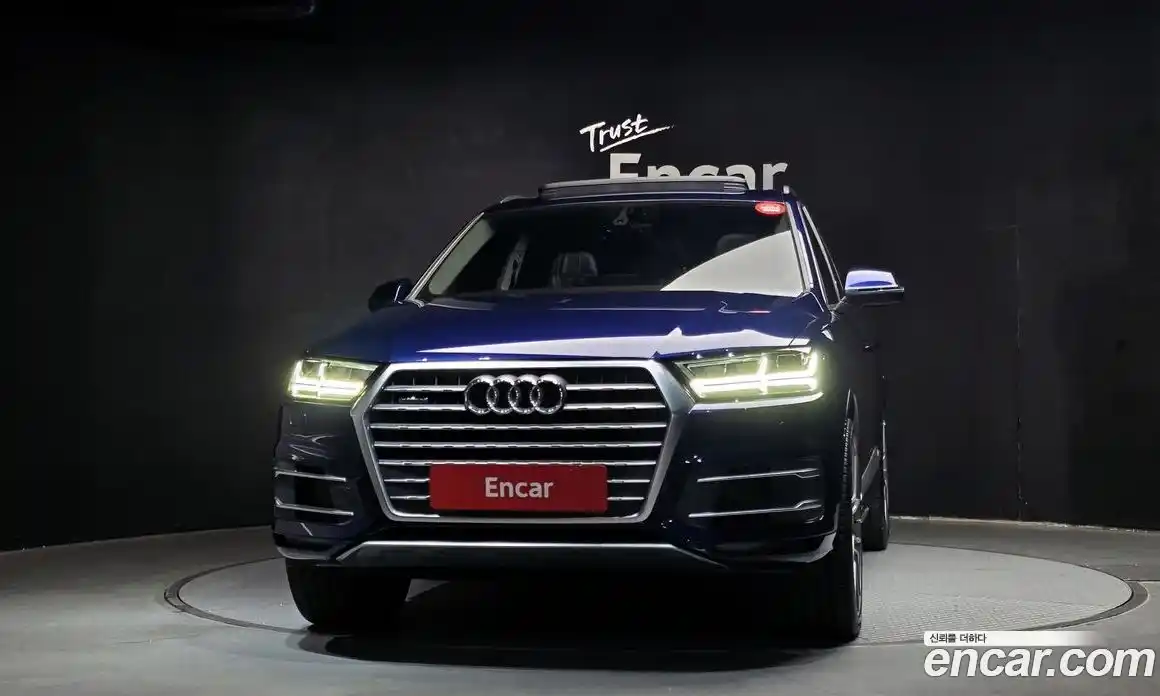 Audi Q7 2019 2.0 Автомат в Москве № 159303, фото 3