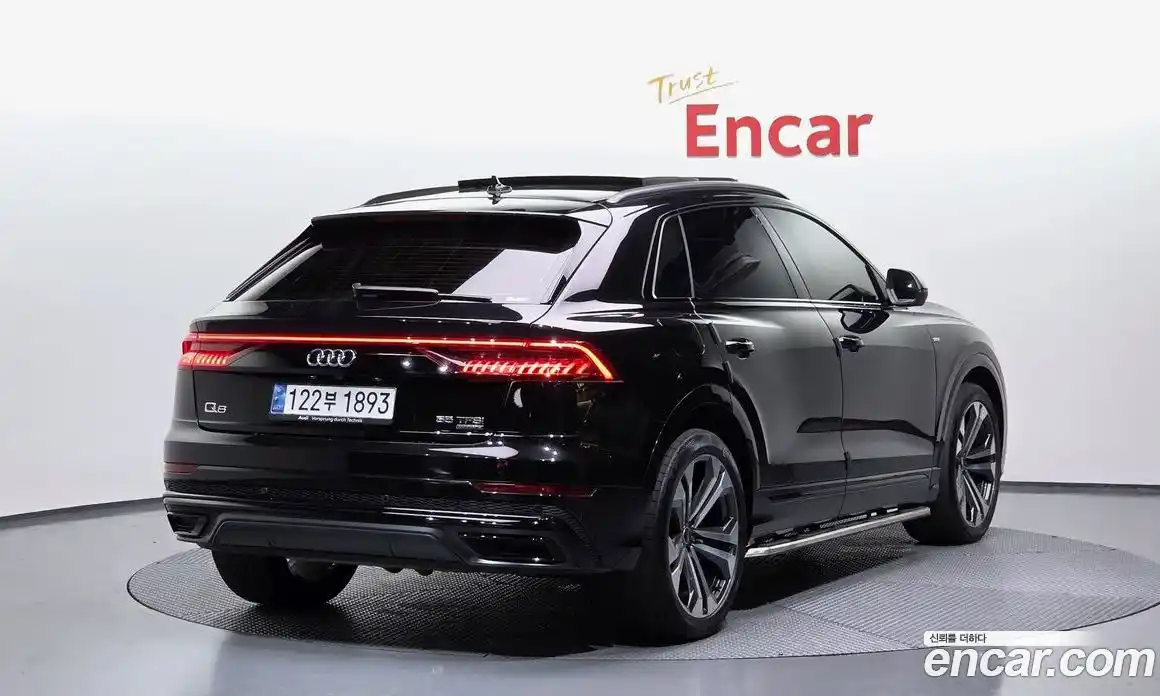Audi Q8 2023 3.0 Автомат в Москве № 162461, фото 6