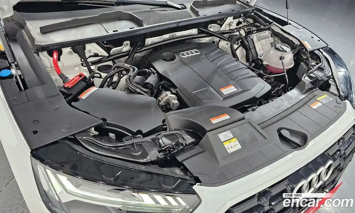 Audi Q5 2023 2.0 Автомат в Москве № 163296, фото 15