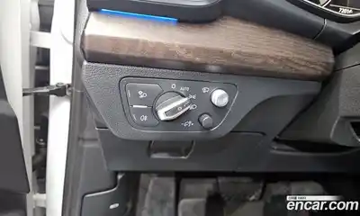 Audi Q5 2023 2.0 Автомат в Москве № 163296, миниатюра 7