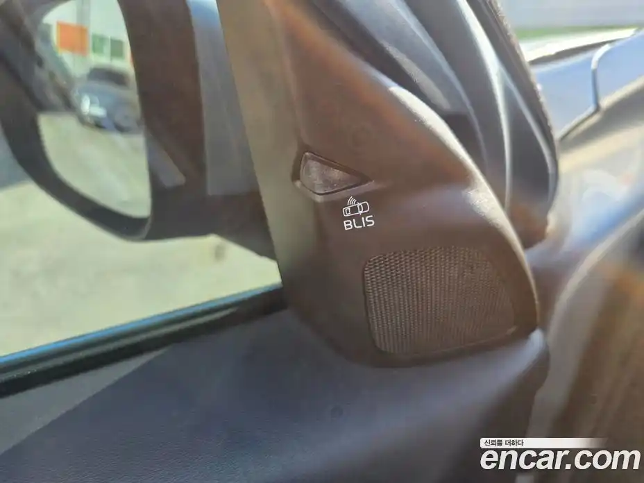 Volvo V60 2017 2.0 Автомат в Москве № 164835, фото 15