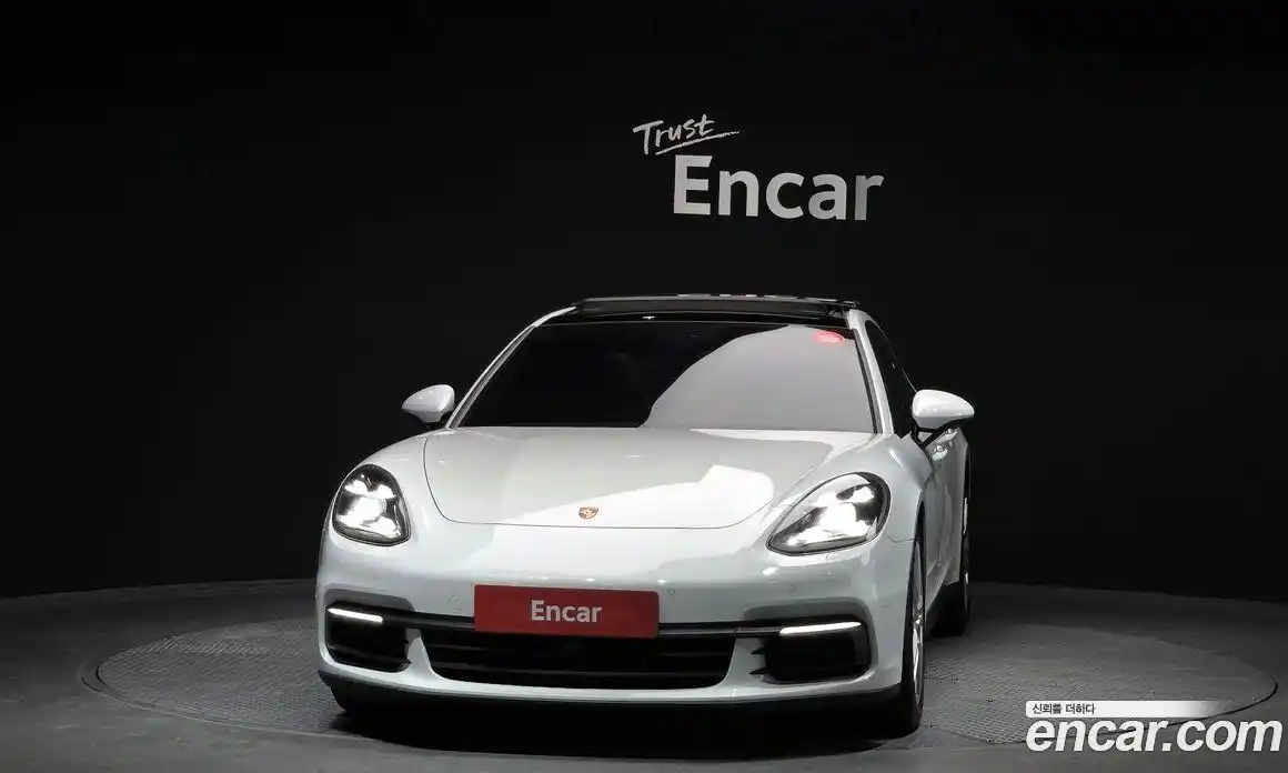 Porsche Panamera 2018 3.0 Автомат в Москве № 165672, фото 13