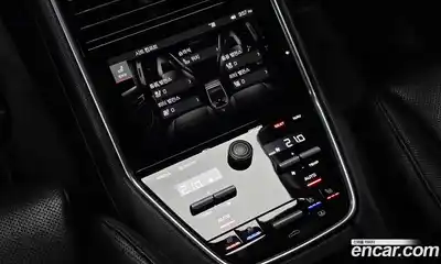 Porsche Panamera 2018 3.0 Автомат в Москве № 165672, миниатюра 4