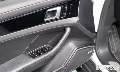 Porsche Panamera 2018 3.0 Автомат в Москве № 165672, миниатюра 5