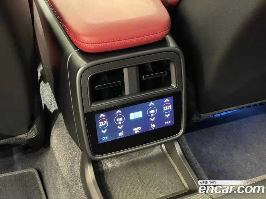 Porsche Taycan 2024 Автомат в Москве № 165758, фото 17