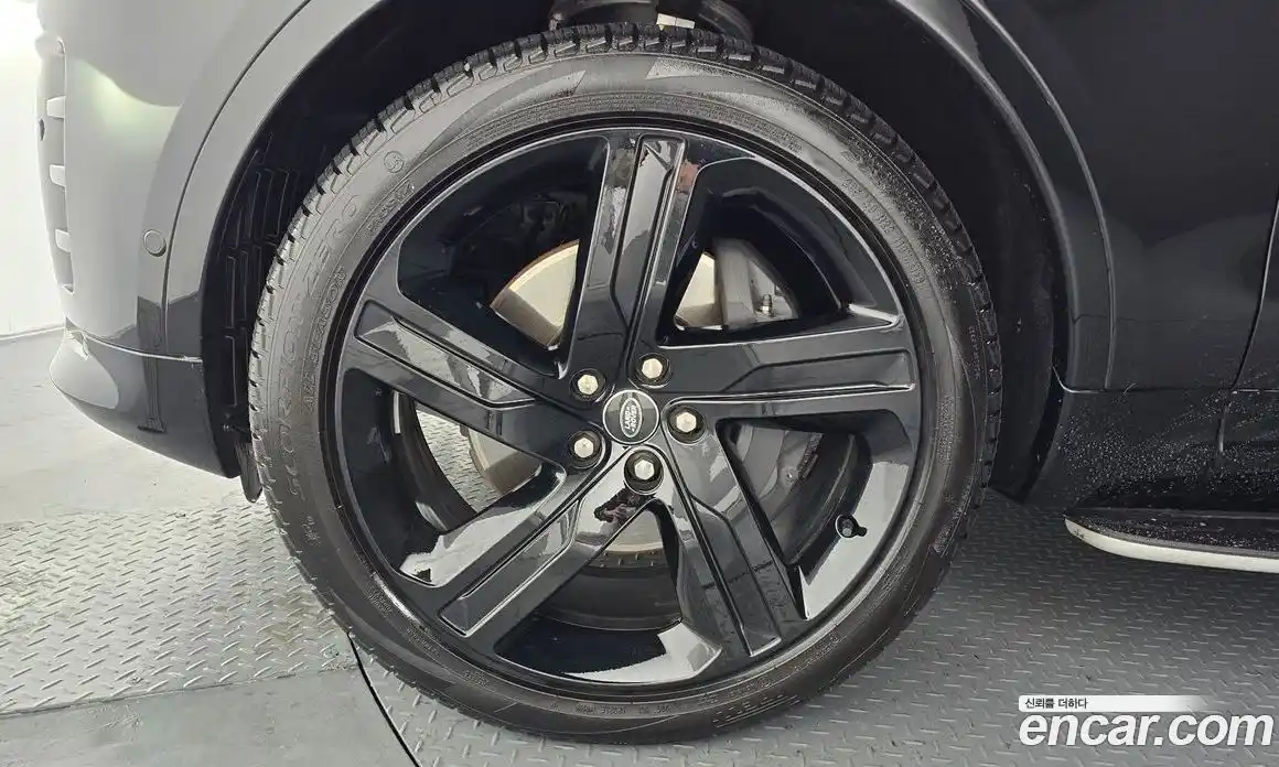 Land Rover Discovery 2025 3.0 Автомат в Москве № 165967, фото 13