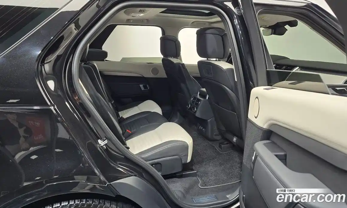 Land Rover Discovery 2025 3.0 Автомат в Москве № 165967, фото 10