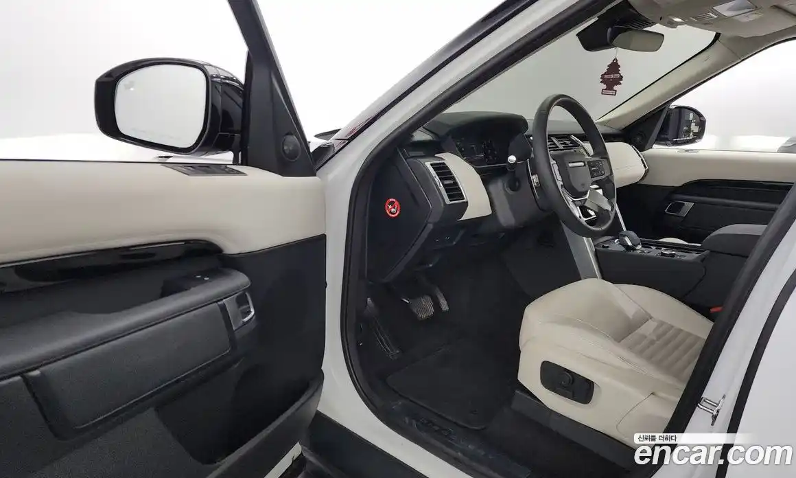 Land Rover Discovery 2024 2.0 Автомат в Москве № 165999, фото 7