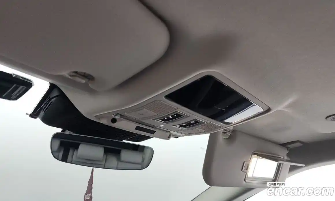 Land Rover Range-Rover Evoque 2024 2.0 Автомат в Москве № 166045, фото 5