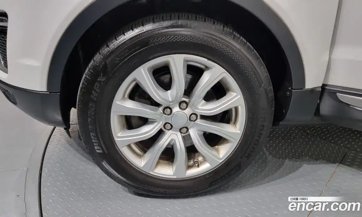 Land Rover Range-Rover Evoque 2016 2.0 Автомат в Москве № 166479, фото 5