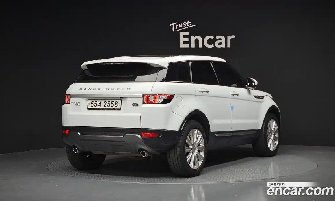 Land Rover Range-Rover Evoque 2014 2.2 Автомат в Москве № 166559, фото 12