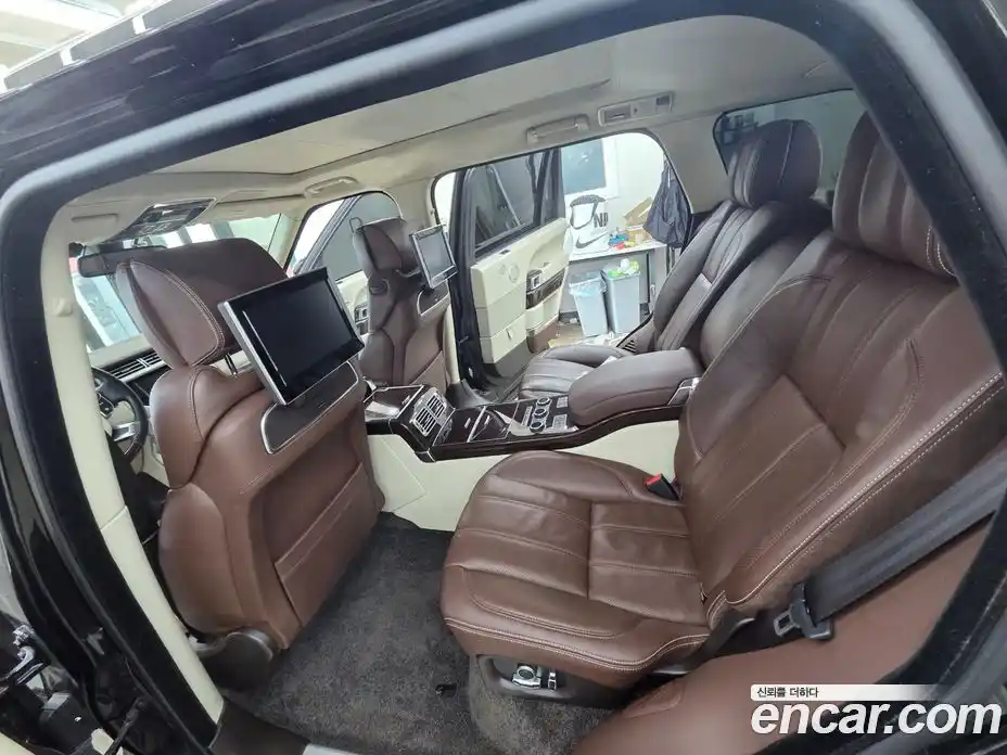 Land Rover Range-Rover 2016 4.4 Автомат в Москве № 166832, фото 11