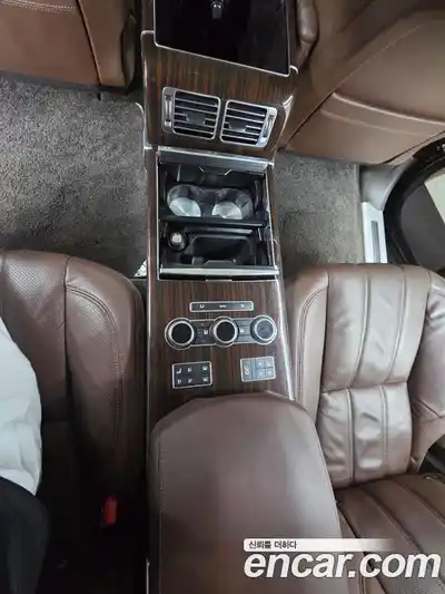 Land Rover Range-Rover 2016 4.4 Автомат в Москве № 166832, миниатюра 12