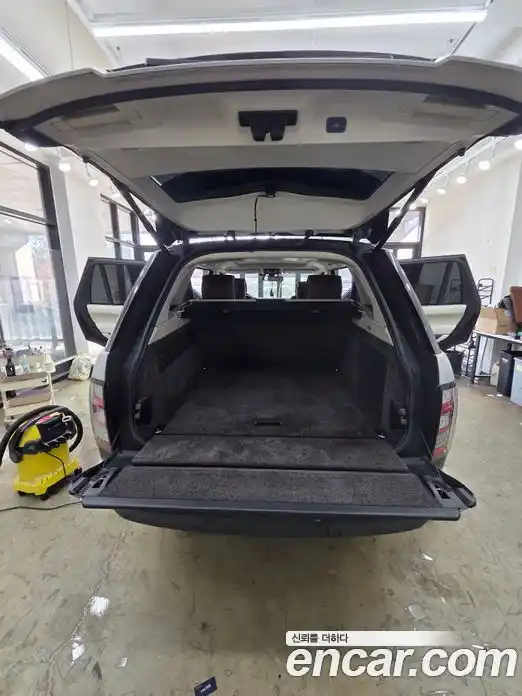 Land Rover Range-Rover 2016 4.4 Автомат в Москве № 166832, фото 8