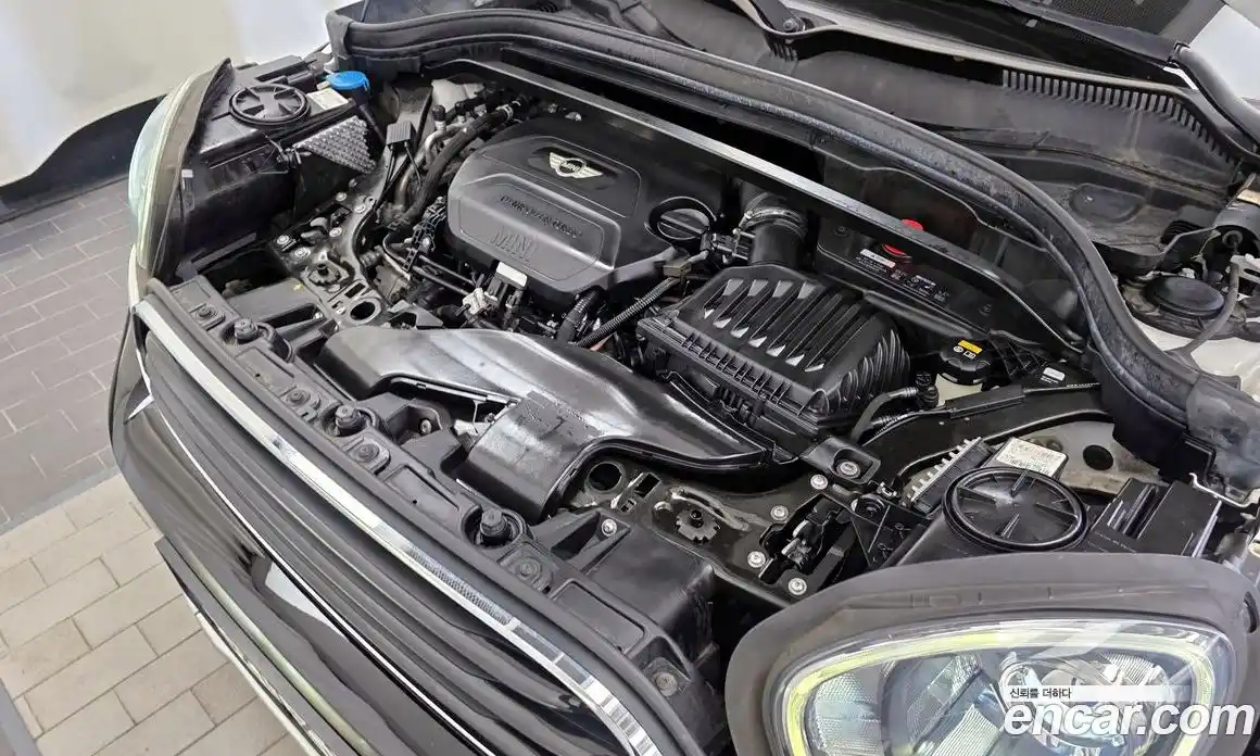 Mini Countryman 2018 2.0 Автомат в Москве № 167250, фото 16