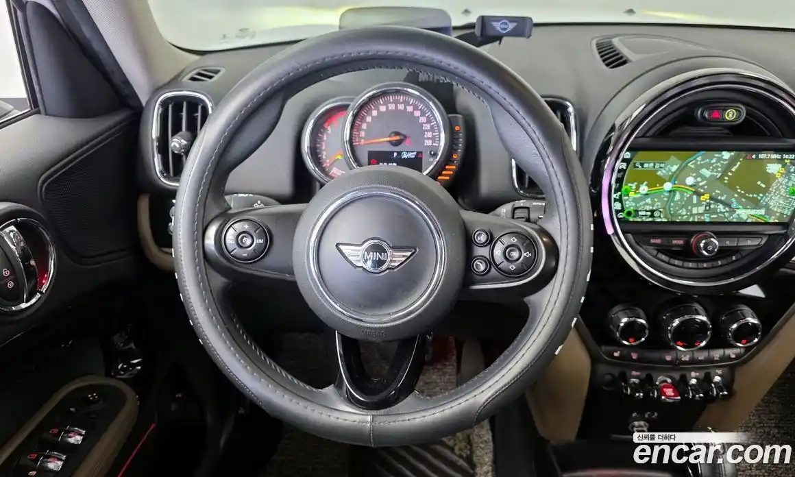 Mini Countryman 2018 2.0 Автомат в Москве № 167250, фото 3