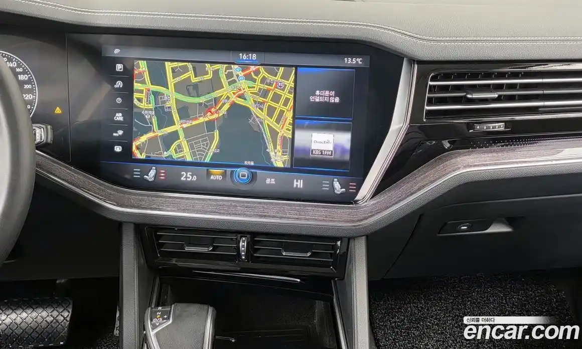 Volkswagen Touareg 2023 3.0 Автомат в Москве № 168568, фото 18