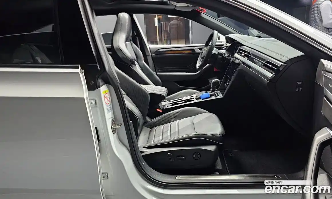 Volkswagen Arteon 2022 2.0 Автомат в Москве № 168617, фото 17