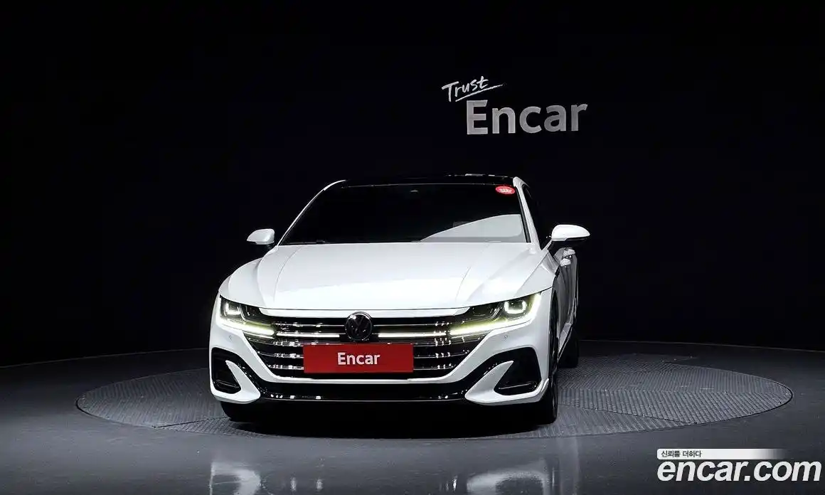 Volkswagen Arteon 2022 2.0 Автомат в Москве № 168617, фото 10