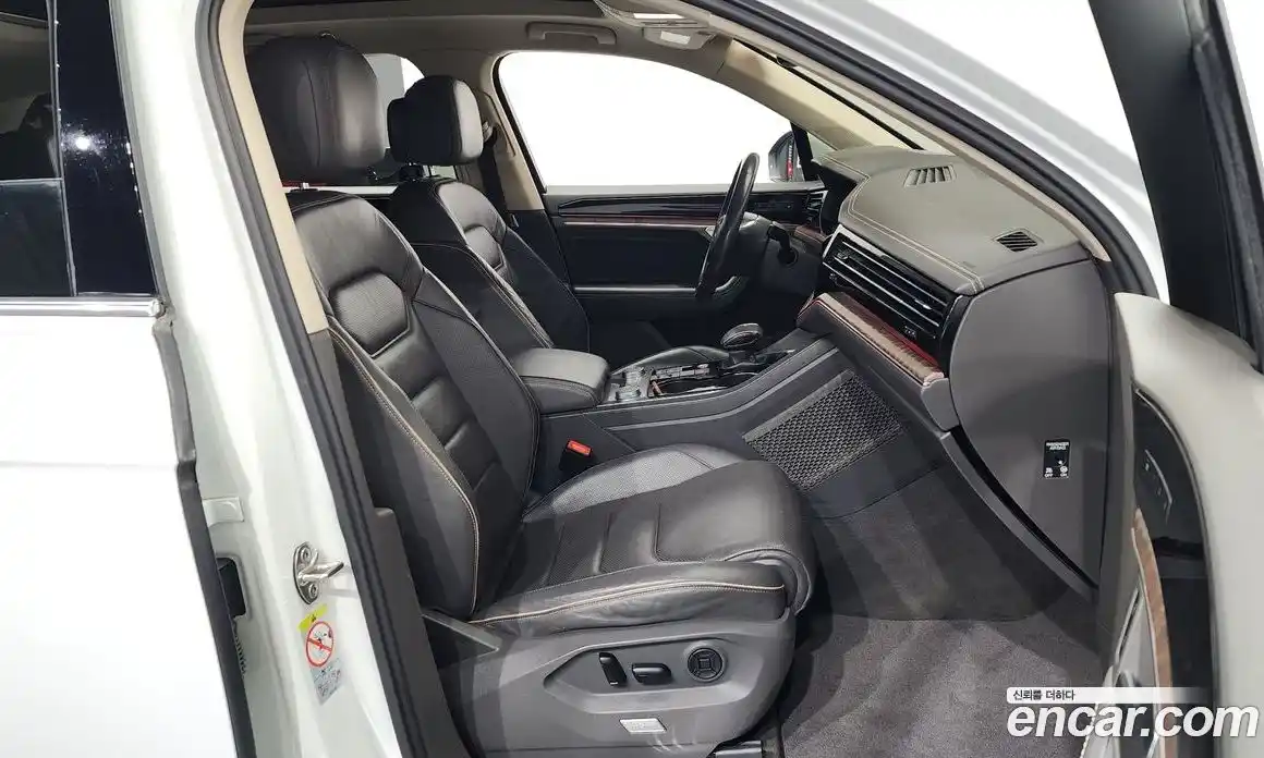 Volkswagen Touareg 2020 3.0 Автомат в Москве № 169084, фото 11