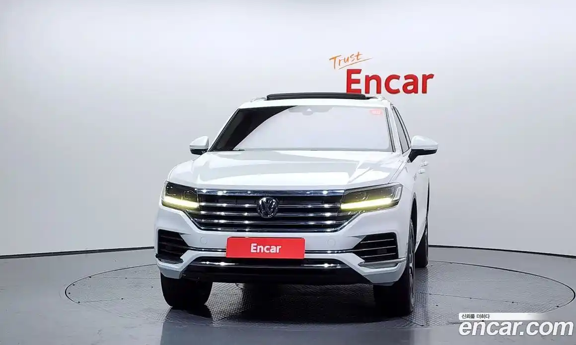 Volkswagen Touareg 2020 3.0 Автомат в Москве № 169084, фото 3