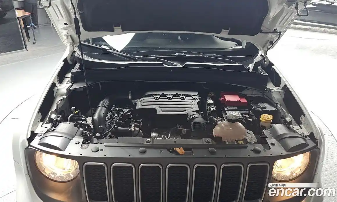 Jeep Renegade 2022 1.3 Автомат в Москве № 169684, фото 15
