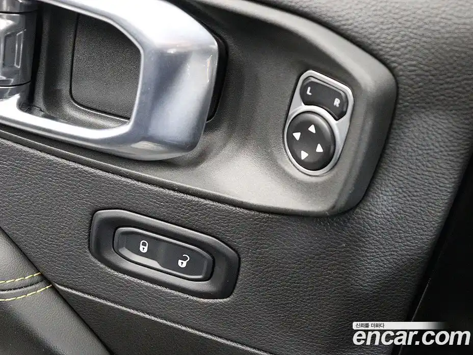 Jeep Wrangler 2024 2.0 Автомат в Москве № 169931, фото 14