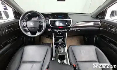 Honda Accord 2017 2.4 Автомат в Москве № 170551, миниатюра 12