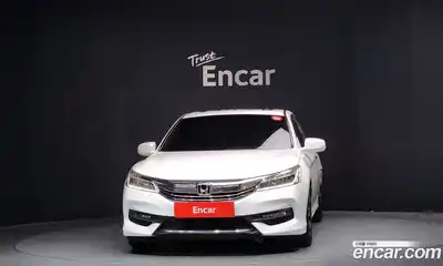 Honda Accord 2017 2.4 Автомат в Москве № 170551, миниатюра 9