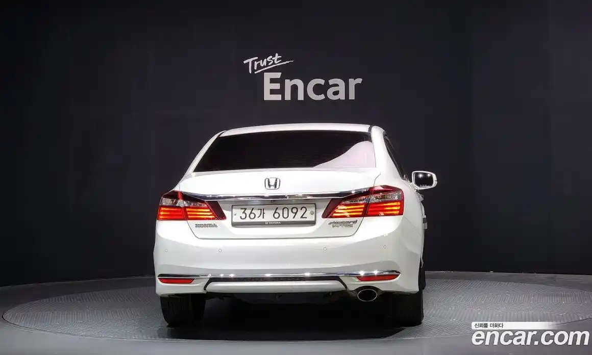 Honda Accord 2017 2.4 Автомат в Москве № 170551, фото 10