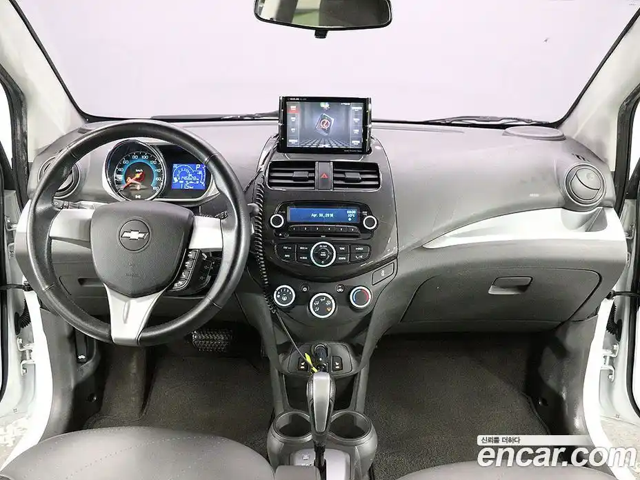 Chevrolet Spark 2015 1.0 Автомат в Москве № 174849, фото 15