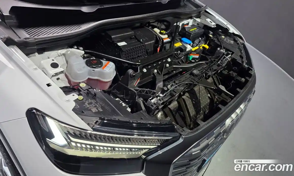 Audi Q4 e-tron 2025 0.2 Автомат в Москве № 176328, фото 6