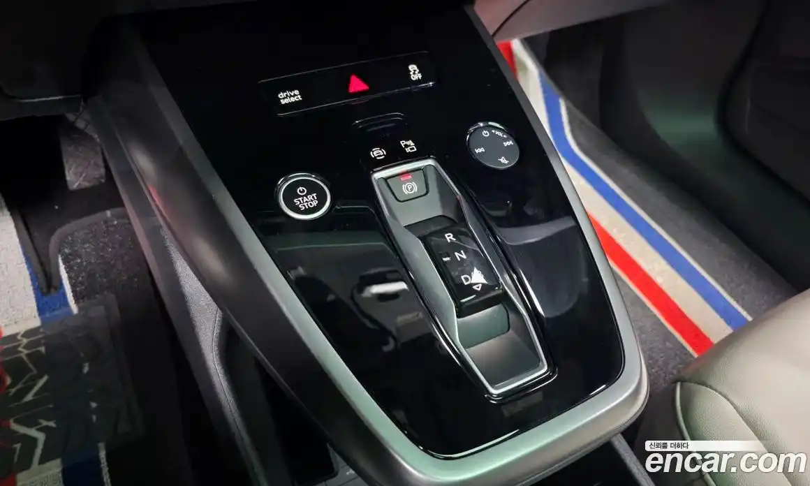 Audi Q4 e-tron 2025 0.2 Автомат в Москве № 176328, фото 9