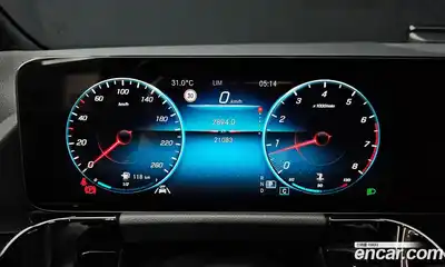 Mercedes-Benz GLA-Class 2023 2.0 Автомат в Москве № 176846, миниатюра 3