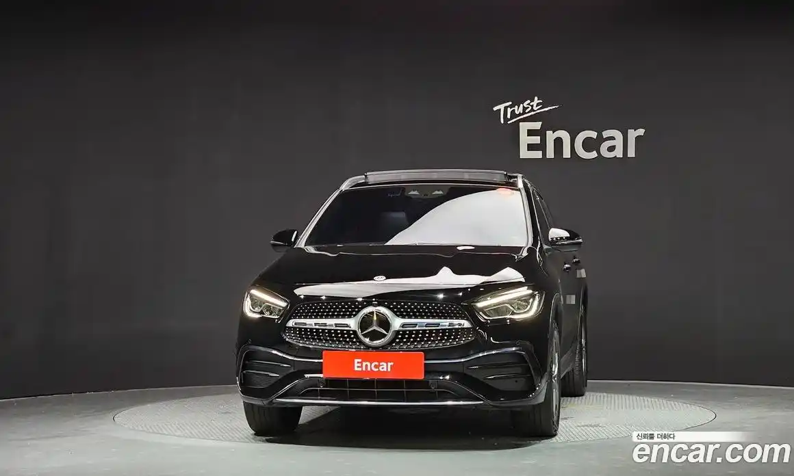 Mercedes-Benz GLA-Class 2023 2.0 Автомат в Москве № 176846, фото 10