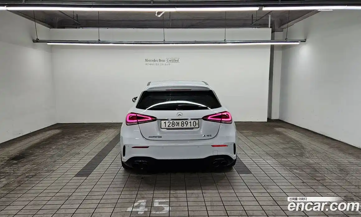 Mercedes-Benz A-Class 2023 2.0 Автомат в Москве № 178010, фото 4