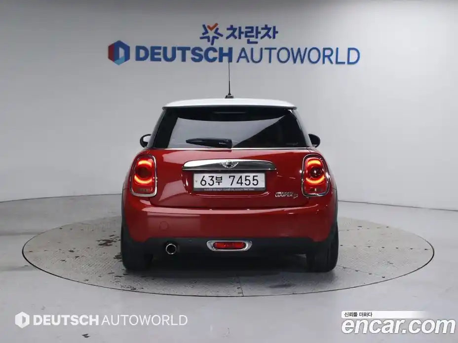 Mini Cooper 2017 1.5 Автомат в Москве № 183205, фото 4