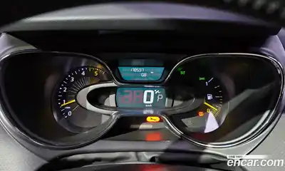 Renault QM3 2015 1.5 Автомат в Москве № 184277, миниатюра 11