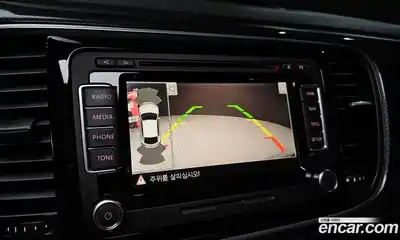 Volkswagen Beatle 2014 2.0 Автомат в Москве № 185082, миниатюра 6