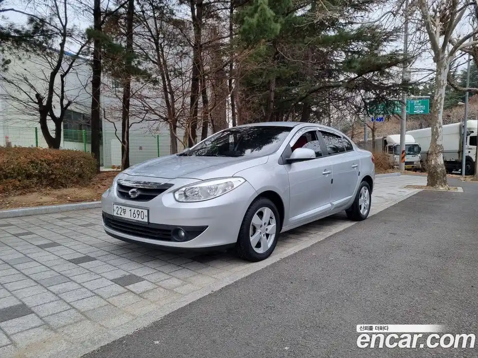 Renault SM3 2012 1.6 Автомат в Москве № 185474, фото 4