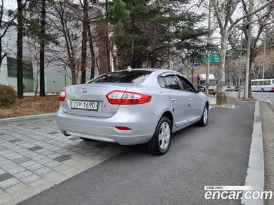 Renault SM3 2012 1.6 Автомат в Москве № 185474, миниатюра 6